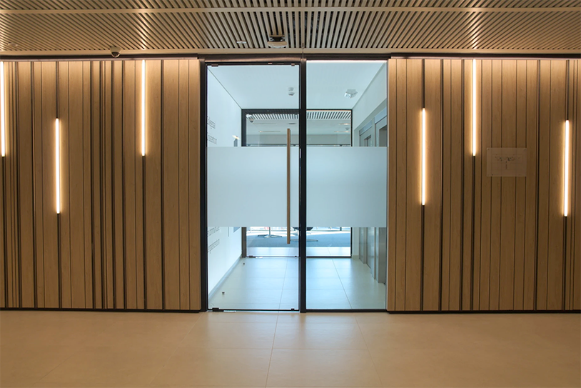 LUNAX PORTE Représentation